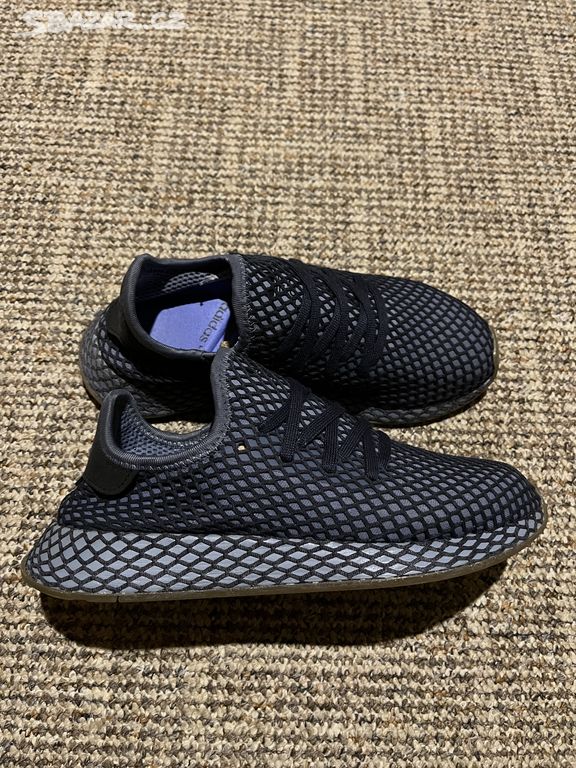 Adidas Deerupt, velikost 40