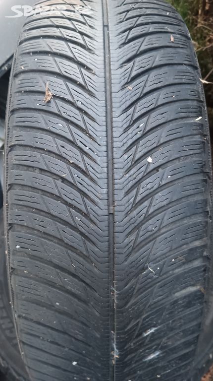 235/65 R17 104H 4X zimní pneumatiky Michelin Alpin