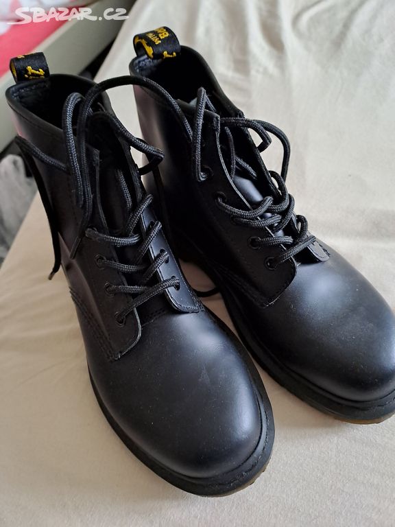 Boty Dr. Martens vel. 38 NOVÉ