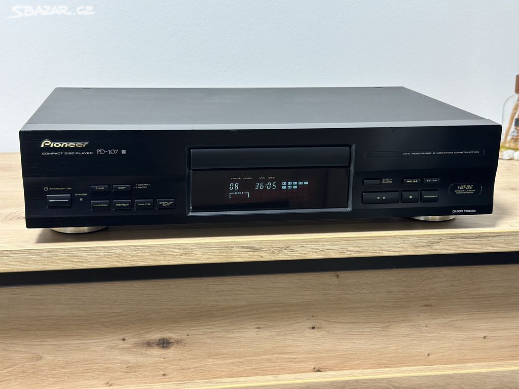 PIONEER PD-107 VÝBORNÝ CD PŘEHRÁVAČ !!