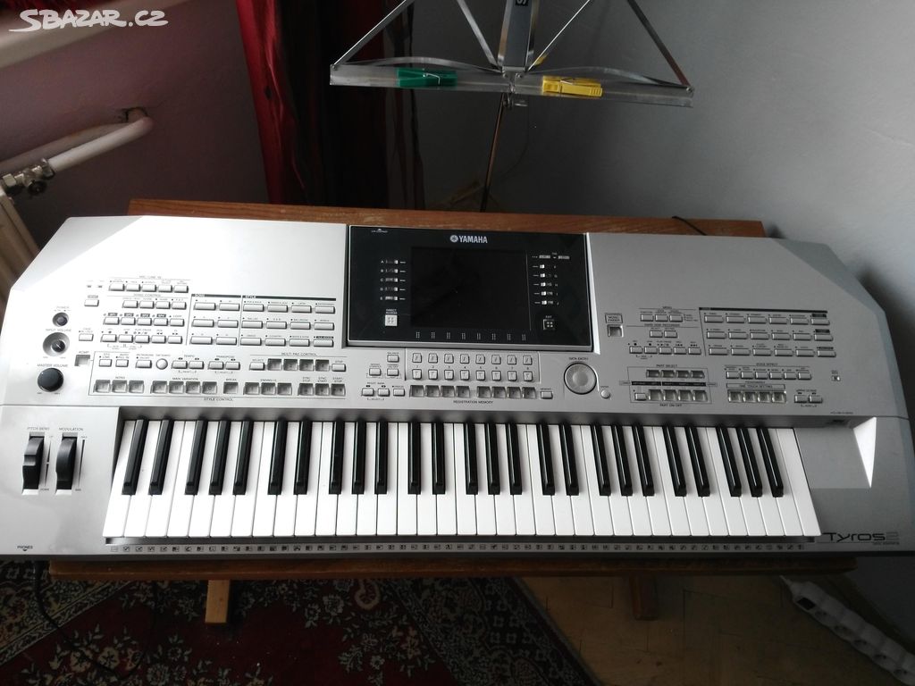 Yamaha Tyros 2