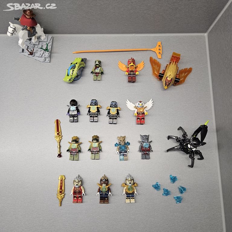 LEGO CHIMA Minifigurky 14 kusů