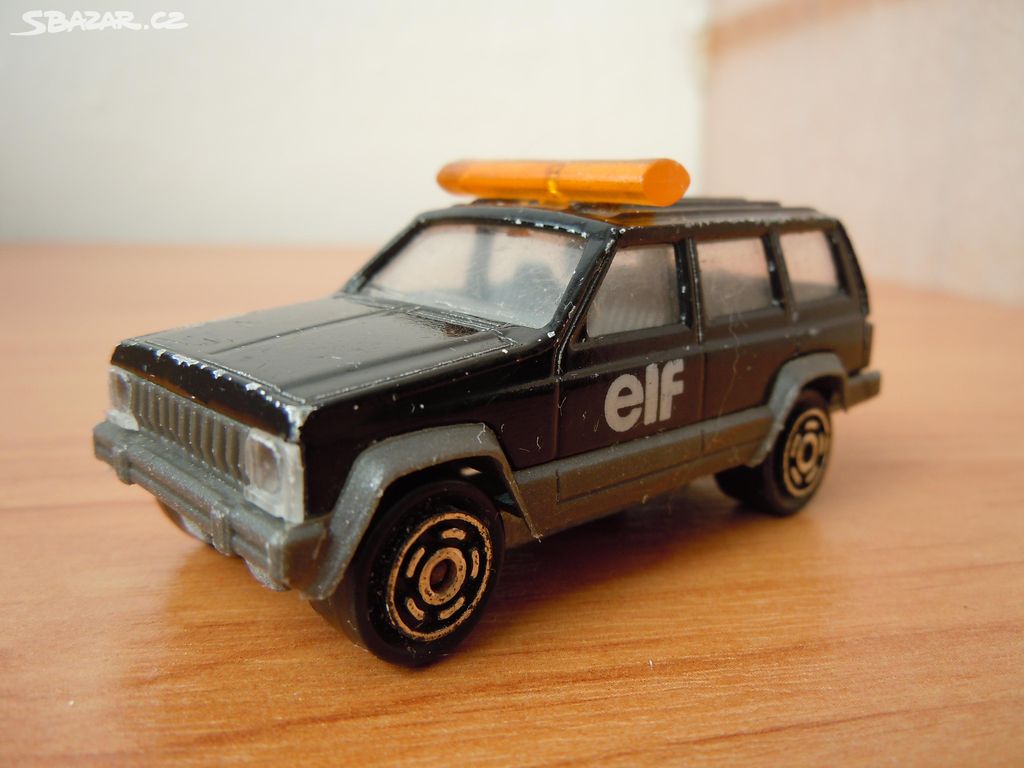 model Jeep Cherokee , Majorette , JEEP CHEROKEE .