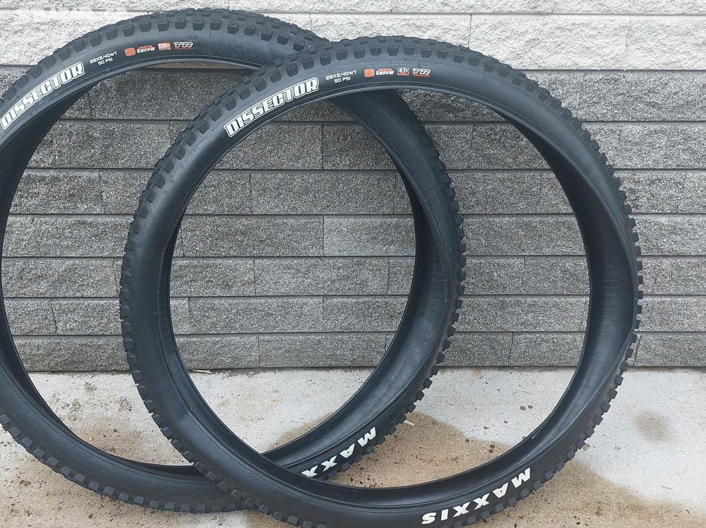 MTB plášť MAXXIS Dissector 29x2,4 WT EXO TR Kevlar