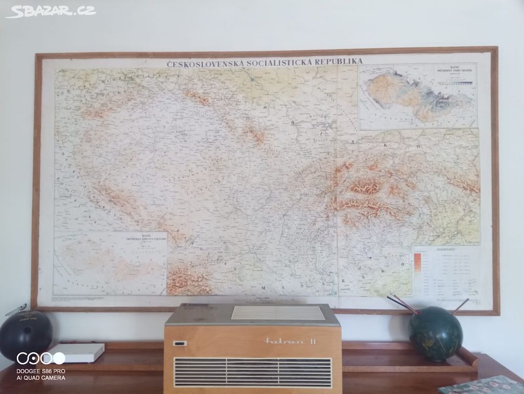 Velká nástěnná mapa ČSSR