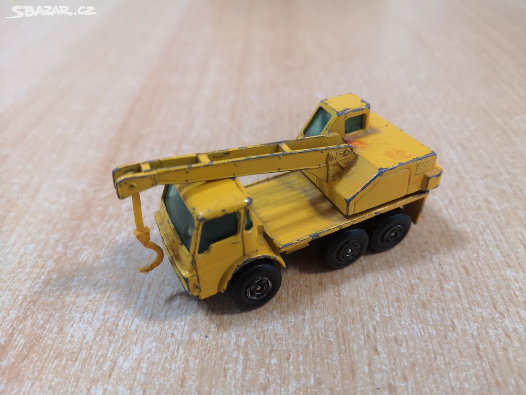 MATCHBOX DODGE CRANE TRUCK No 63 ENGLAND