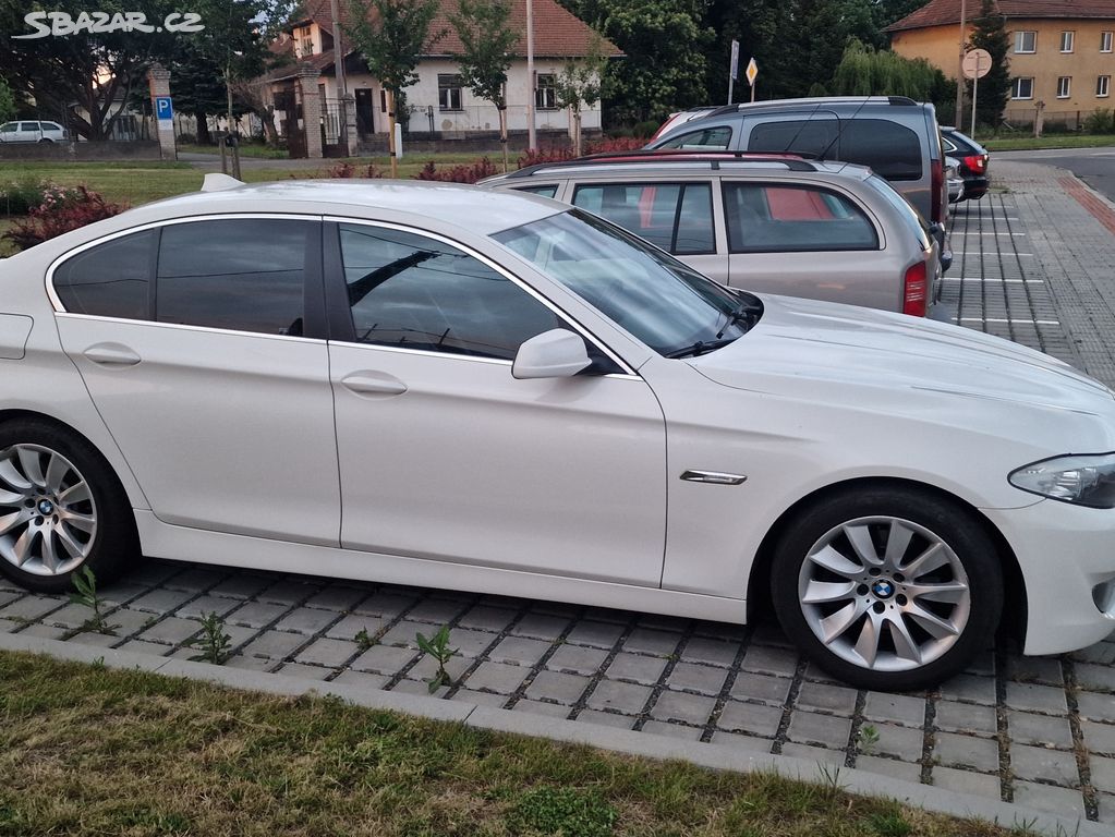 BMW F 10 , 520d