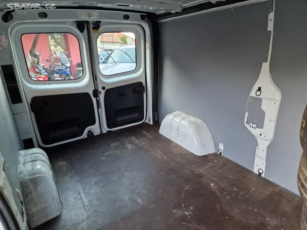 OPEL VIVARO 1,6CDTI L2H1 2016 KLIMA TAŽNÉ - fotka 4