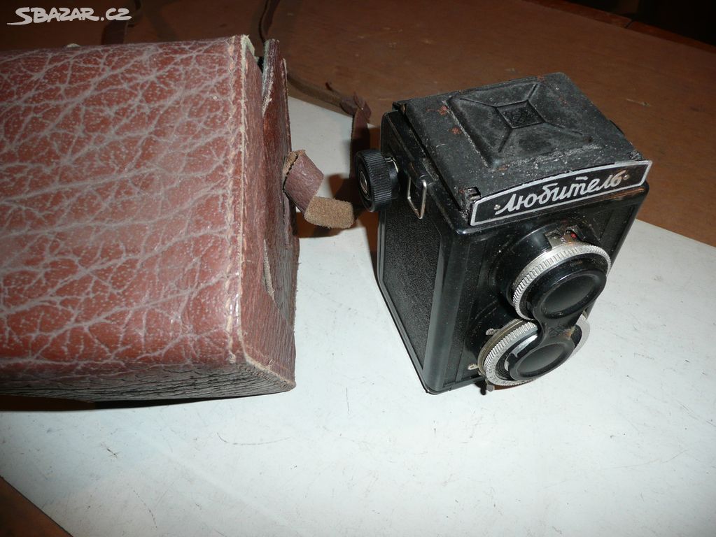 Historický fotoaparát Ljubitěl T22