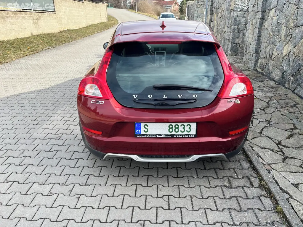 Volvo C30 1.6d 84kW kůže facelift - fotka 5
