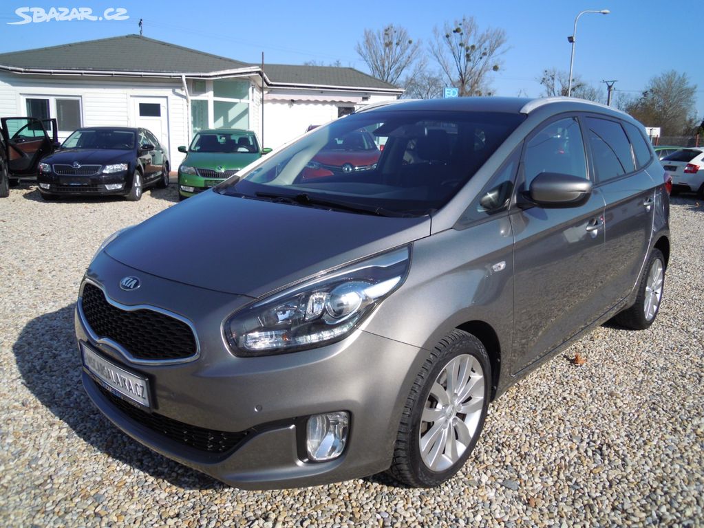 Kia Carens 1.7CRDi FIFA WORLD CUP-7 MÍST