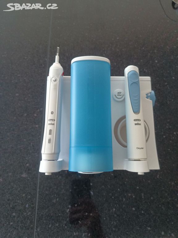 zubní stanice Oral-B Oxyjet + Pro 5000 Smart