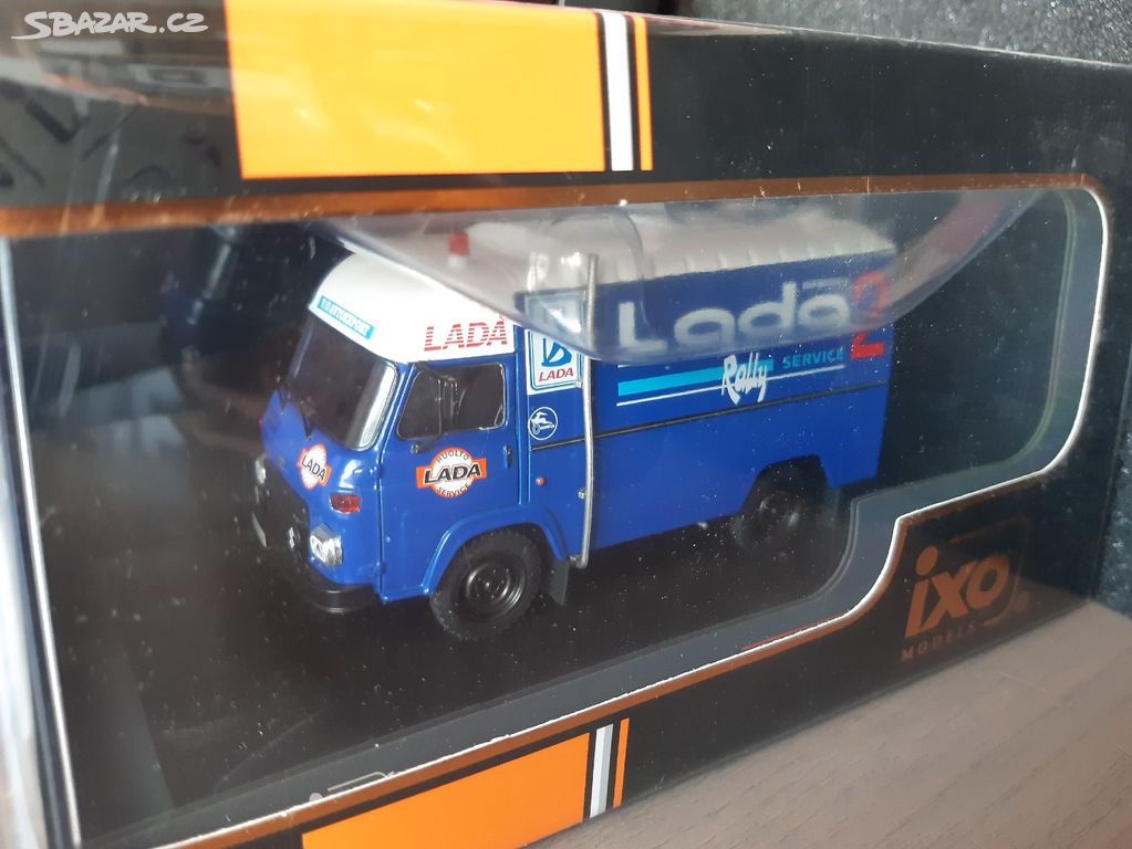 Avia A21F - Lada Rally Service 1:43 IXO