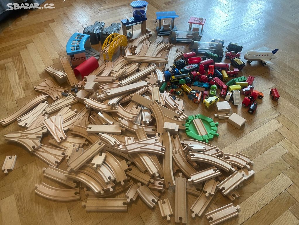 Vláčkodráha-dřevěné kolejistě pro děti