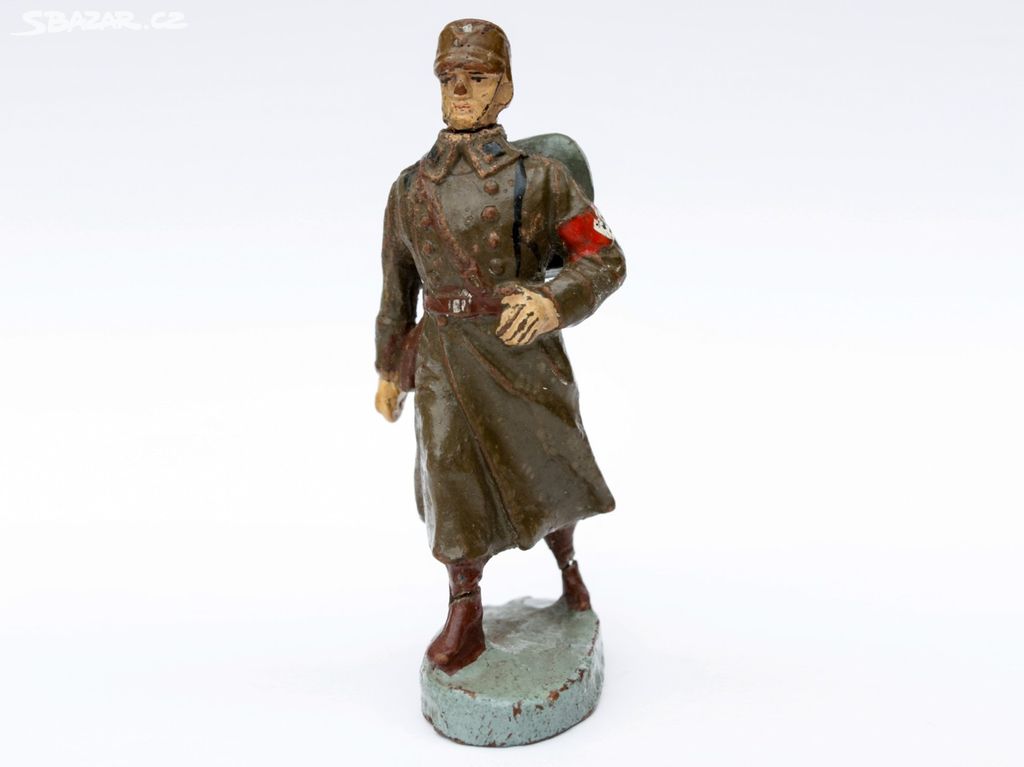 Elastolin - Figurka SA voják v dlouhém kabátu