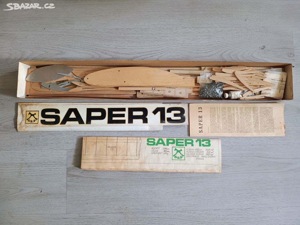Model letadla Saper 13