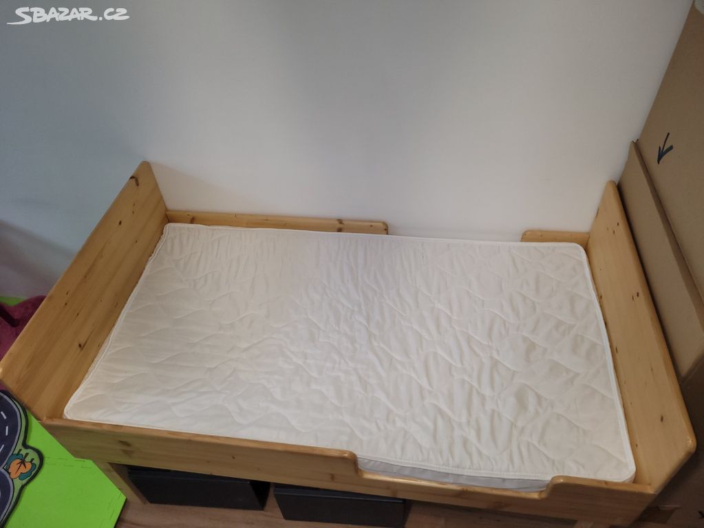 Dětská postel MASIV + nová matrace