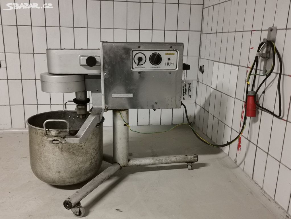 Universální Kuchyňský robot HU 1 v sadě Hnětač