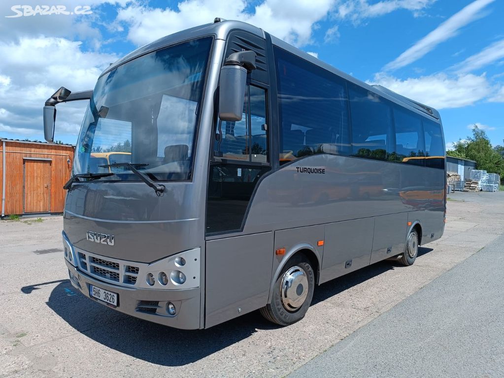 Autobus ISUZU Turquoise Euro 4