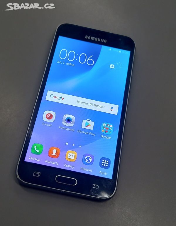 Prodam Samsung Galaxy J3 2016 black