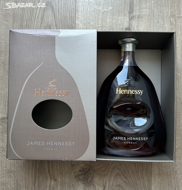 Hennessy James Hennessy 40% 1 l (kazeta)