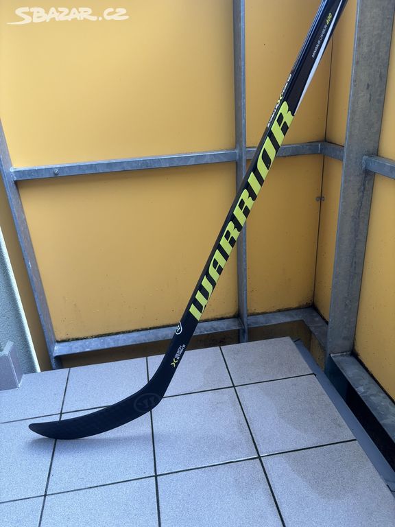 Hokejka Warrior Alpha QX 4 SR