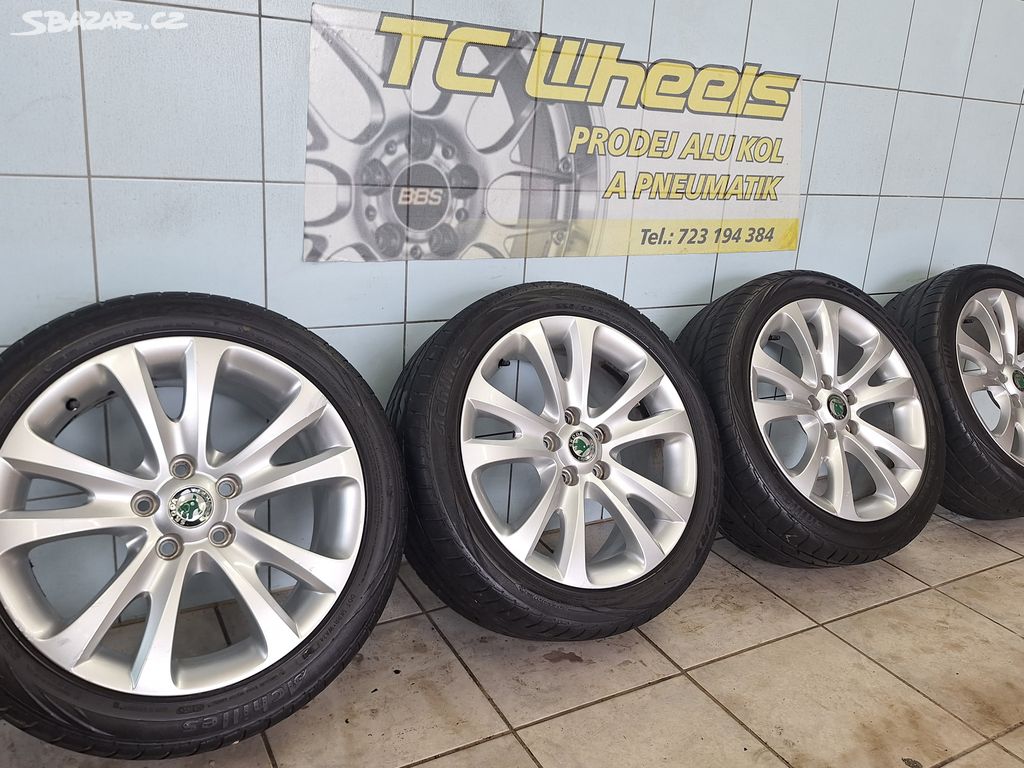 Alu kola R17 5x112 Škoda + letní pneu 225/45/17