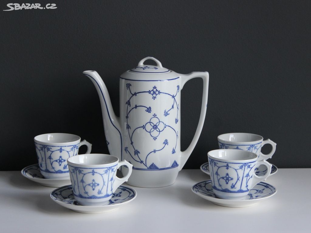 Starožitný porcelánový set Jager Slaměnka