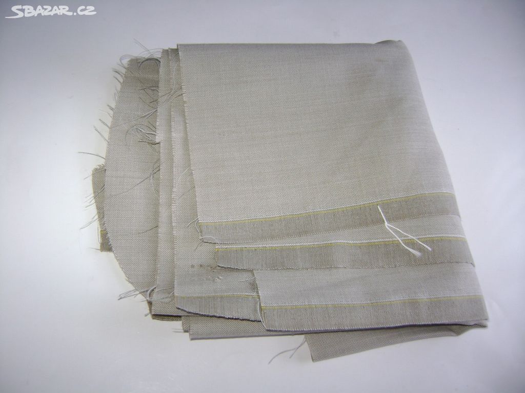 15) Retro látka zbytek ze šití 2x 90 x 30 cm
