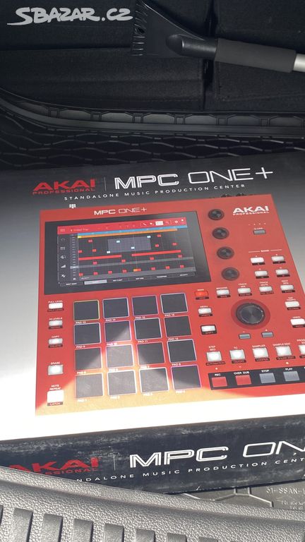 AKAI MPC ONE+