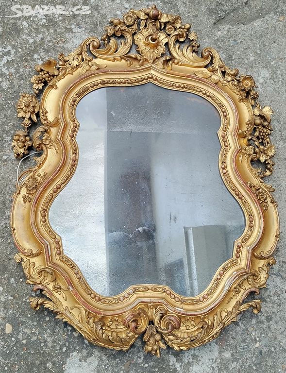 Starožitné zrcadlo