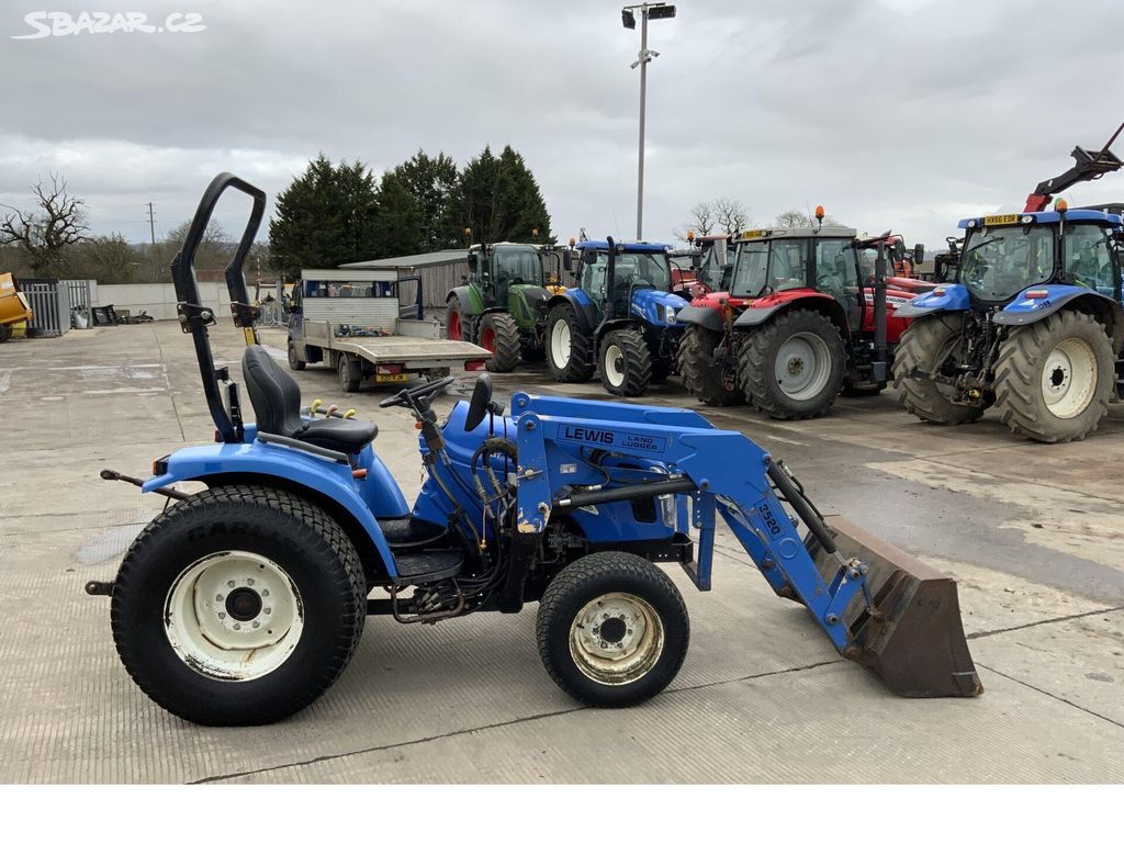 Traktor New Holland tc31