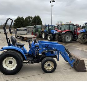 Obrázek k inzerátu: Traktor New Holland tc31