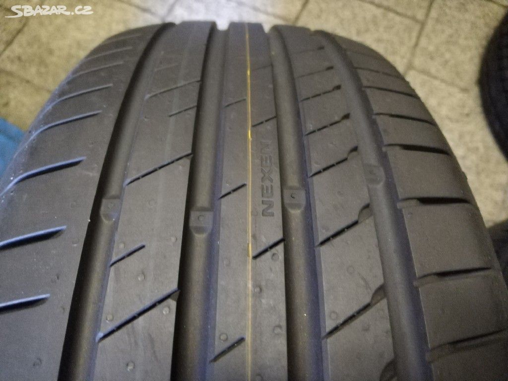 225/55 R18 XL Nové letní Nexen