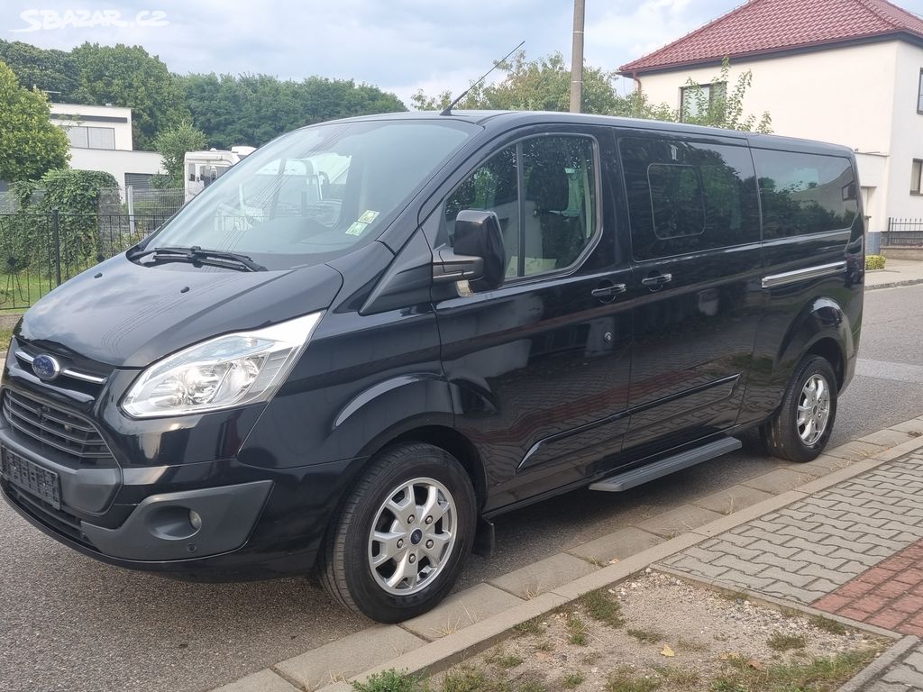 Ford Custom Tourneo 2.2Tdci Titanium Long 9 míst