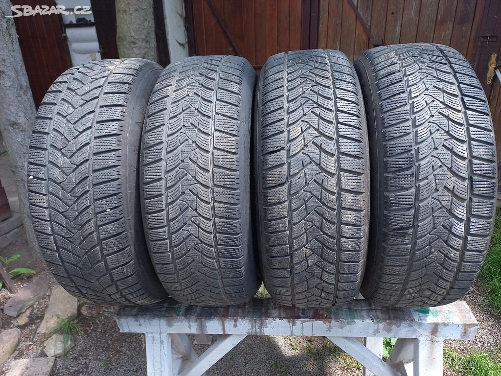 Zimní pneu Dunlop Winter Sport 5 SUV 215/60/17