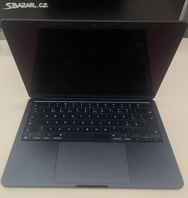 MacBook Air 13,6", 10-Core/M3 čip/16GB/512GB SSD