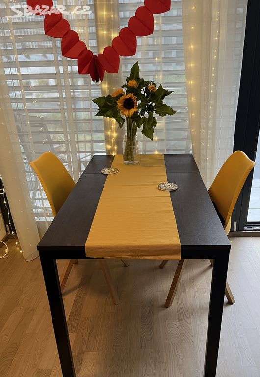 IKEA VANGSTA Rozkládací stůl 120/180x75 cm