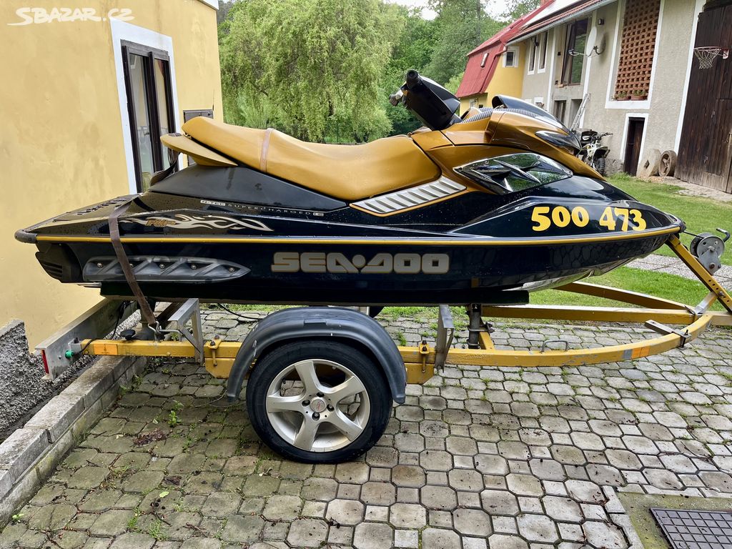 Vodní skůtr SEA DOO RXP + vozík