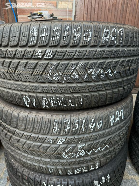 Zimní pneu 2x275/40 R21 Pirelli