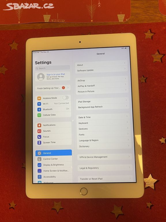 iPad 6 32GB White se SIM - Čtěte