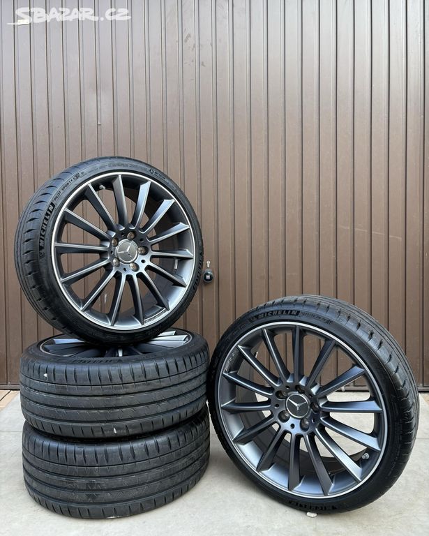 19 A35 CLA35 Mercedes Letní Michelin 235/35 R19