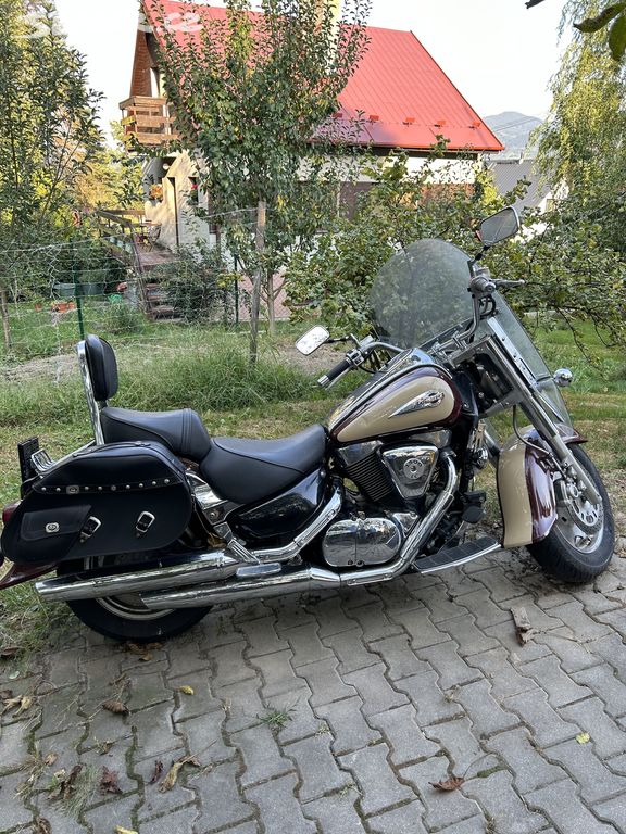 Suzuki Intruder 1500LC