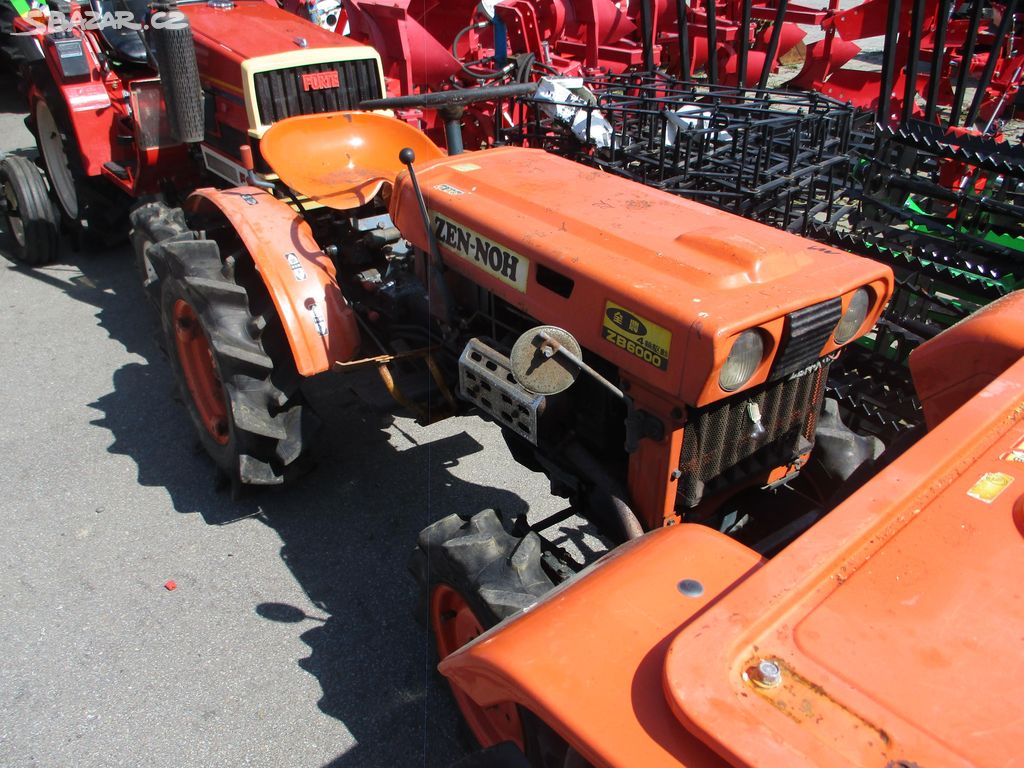 Malotraktor Kubota B6000 4WD plně funkční