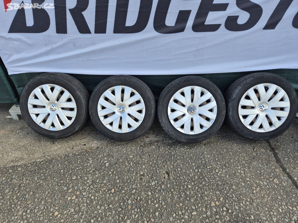 sada185/60 R15 84H letní 6J ET38 disky +poklice VW