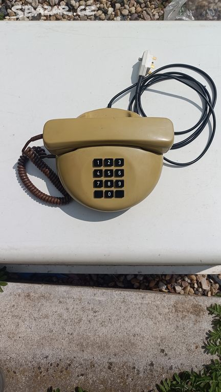 telefon 80. léta