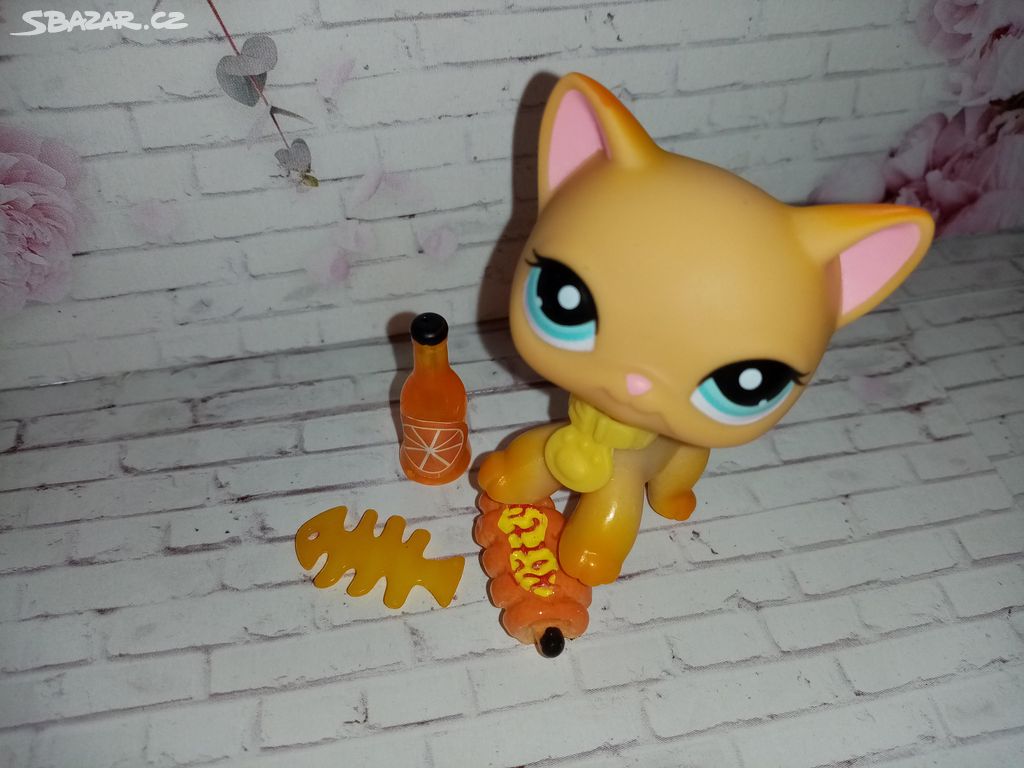 LPS - Littlest Pet Shop - žlutá shc s přísluš.