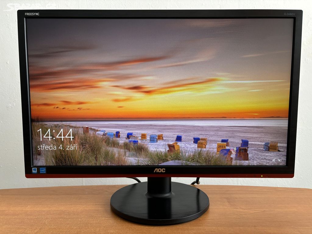 LCD Monitor AOC 24"