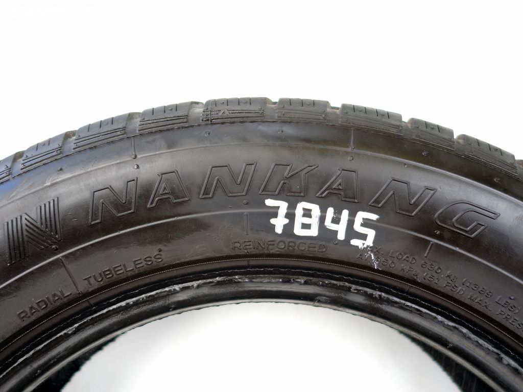 Zimní pneu 185/65/15 Nankang 4ks p7845