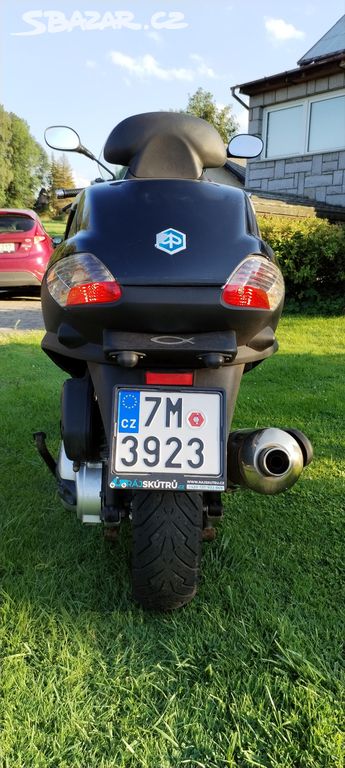 Skútr Piaggio MP3 RL 400 LT